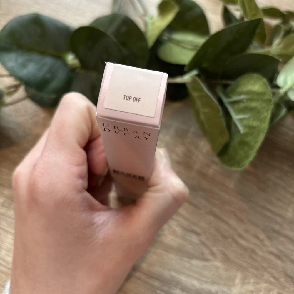Urban Decay Naked Eyeshadow Cream Stick - Shadow Top Off